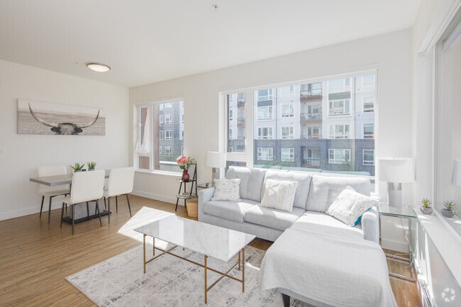 2BR, 2BA - 825SF - Living Room - Crossing at Belmont