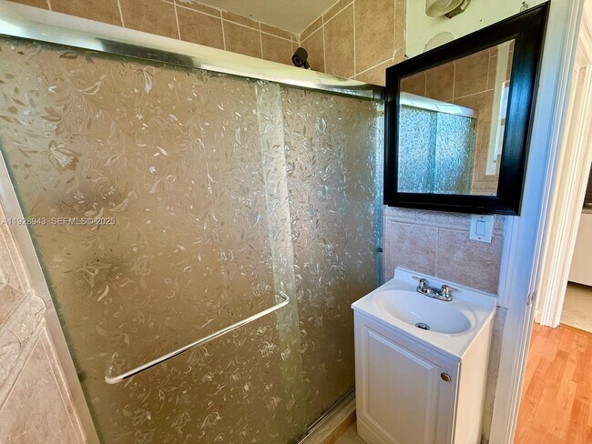 Photo - 5001 SW 113th Ct Unit A