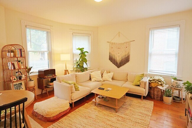 Photo - 8 Perry St Condo Unit 1
