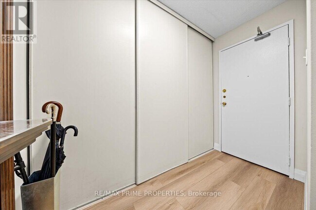 Photo - 158 McArthur Ave. Unit 209