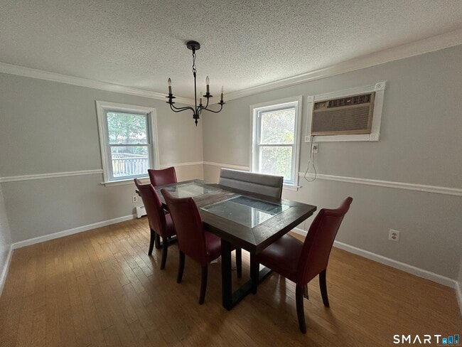14 Normandy Dr