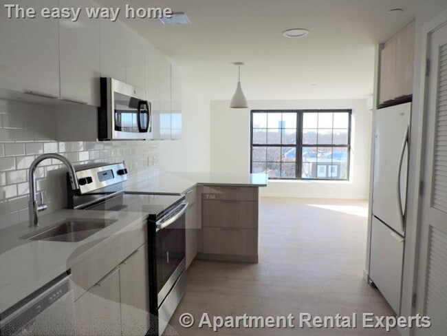 Building Photo - 10 Soden St Unit 501