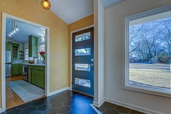 Building Photo - 4135 Hunt St SW Rental