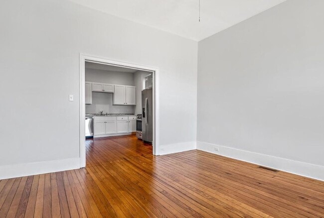 Photo - 119 N 4th St