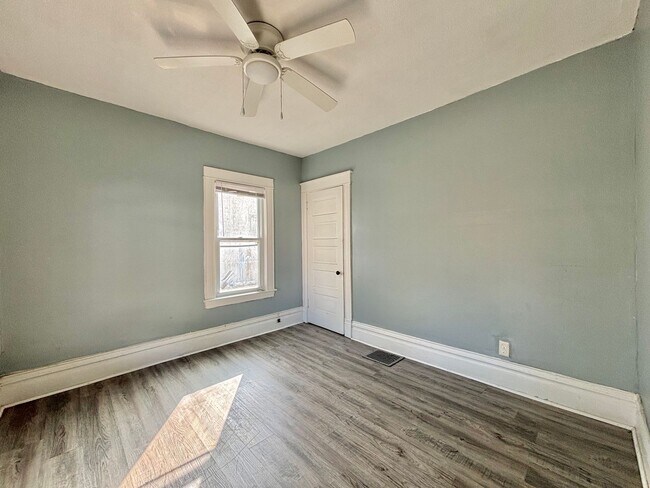 Photo - 120 E Maple St Unidad 1