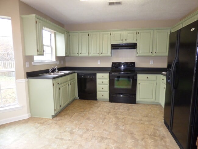 Photo - 205 Brookhollow Dr