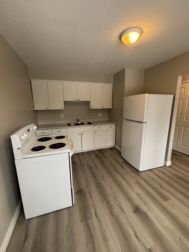 Photo - 716 Indian Rd N Unit 21