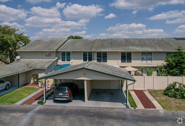 Photo - Liberty Square