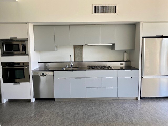 Photo - 500 Mercer St Unit 501 Roy Street M345