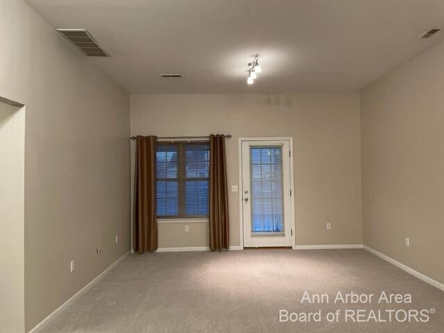 Photo - 2245 S Main St