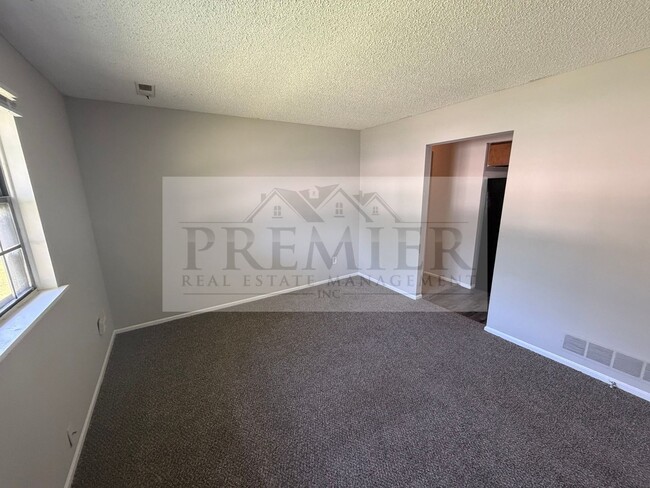 Photo - 240 W Kump Ave Unit 240 W Kump Ave C