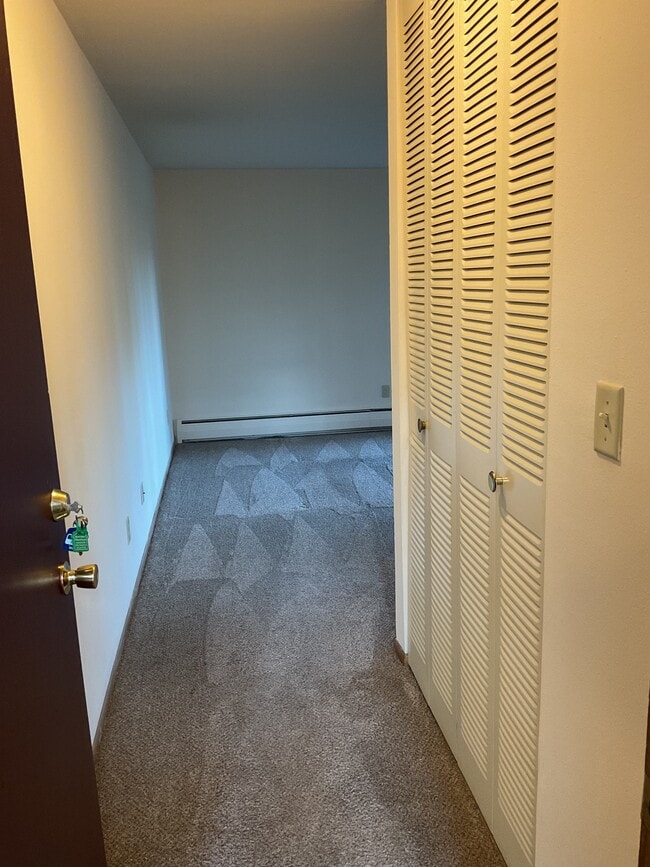 Front Entry & Coat Closet