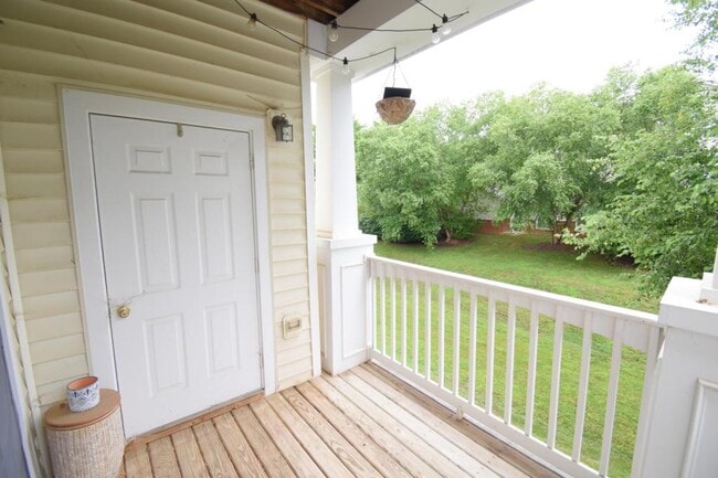 Photo - 16423 Golden River Ln