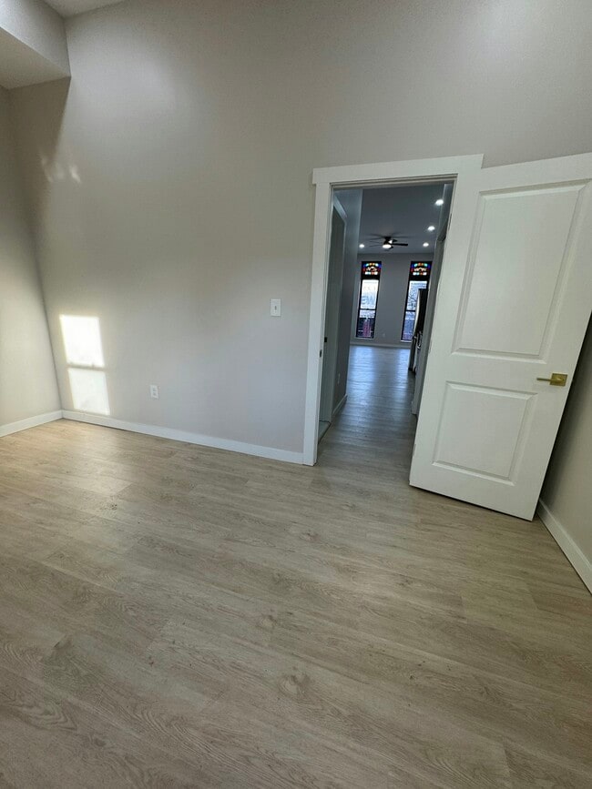 Photo - 2416 N Charles St