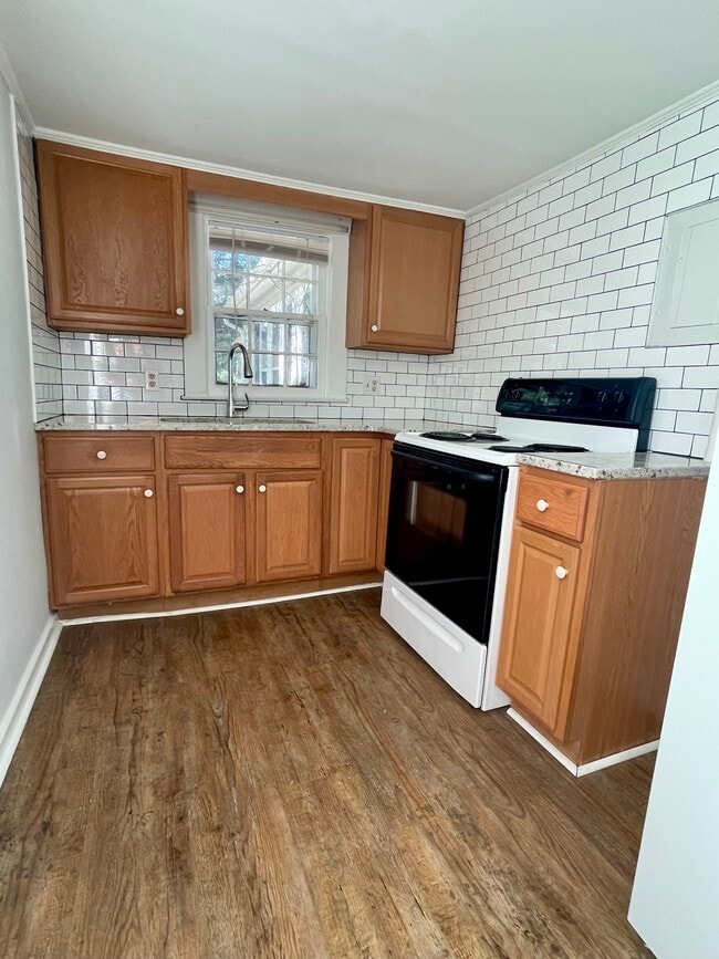 Photo - 310 N Bennett St Unit 1