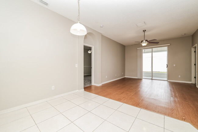 Photo - 1231 Loretto Cir