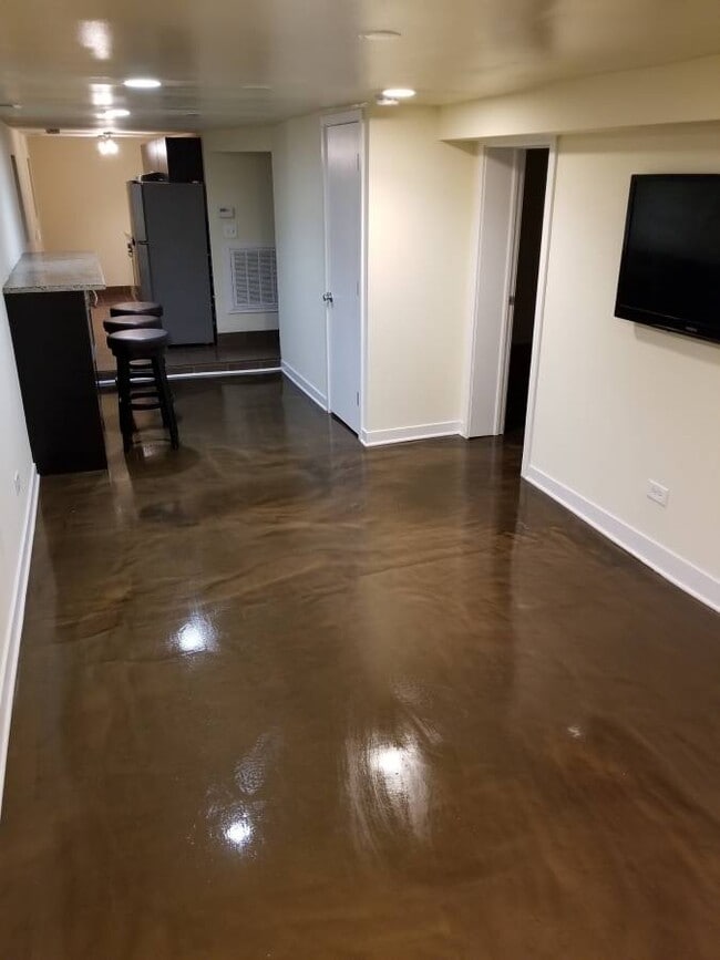 View as you enter the unit - 1646 N Western Ave Unit B