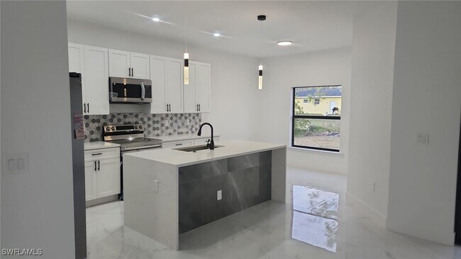 Photo - 2810-2844 44th St SW