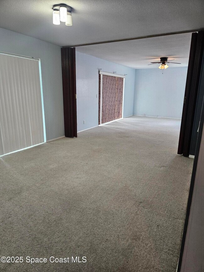 Photo - 955 Beechfern Ln