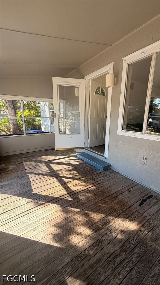 Photo - 2039 Kurtz St