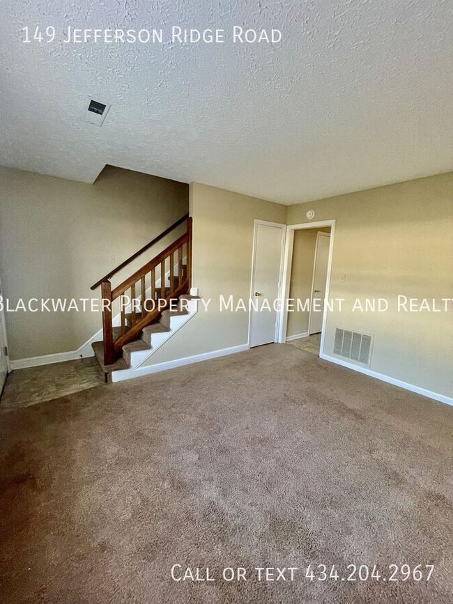 Photo - 149 Jefferson Ridge Rd