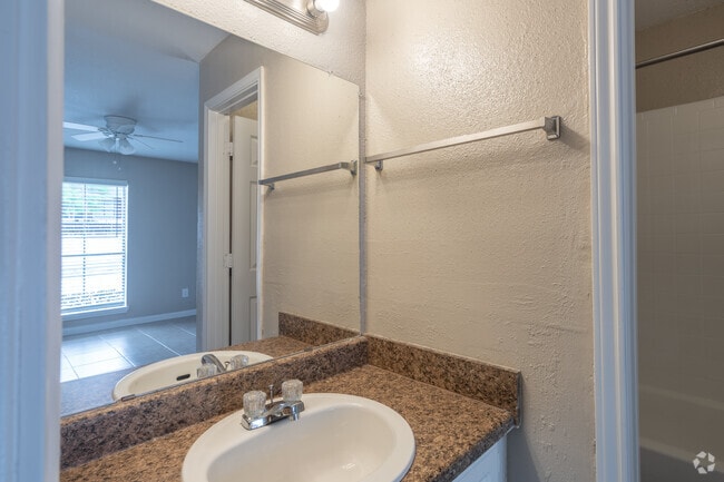 1 habitación, 1 baño - 504 pies cuadrados - Breckenridge At Cityview