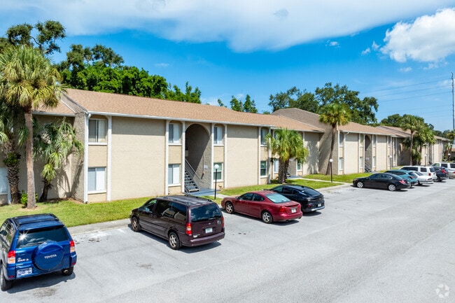 Building and Parking - Beltrees Plaza