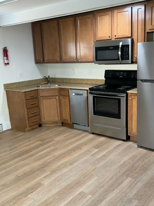 Photo - 323 S Grant ST