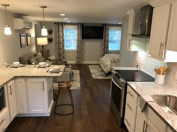 Photo - 685 Pond St Unit B