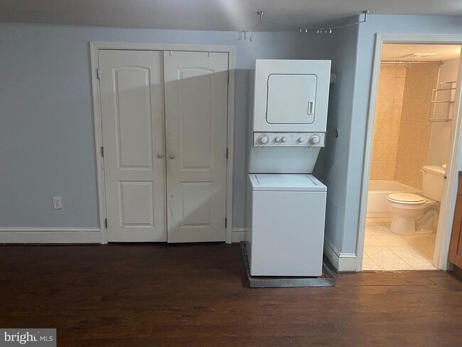 Building Photo - 32 Q St NW Unit B Rental
