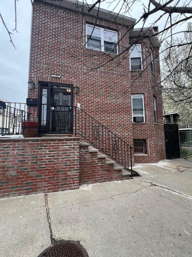 Photo - 1108 Paterson Plank Rd Unit B