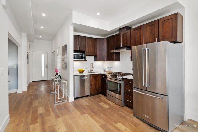 Photo - 327 Arlington St