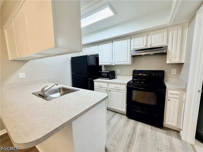 Photo - 2332 SE 6th Terrace