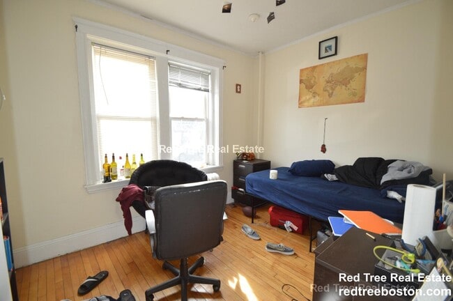 Photo - 74 Egmont St Unit 2
