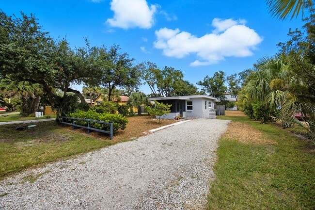 Photo - 6236 S Martindale Ave