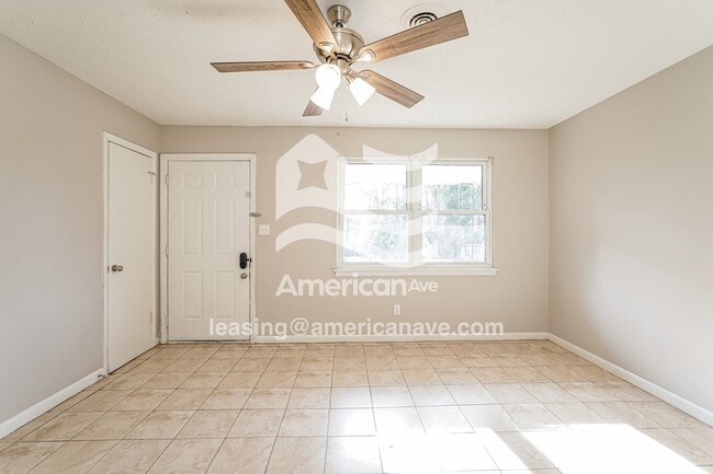 Photo - 2428 Amsterdam Dr