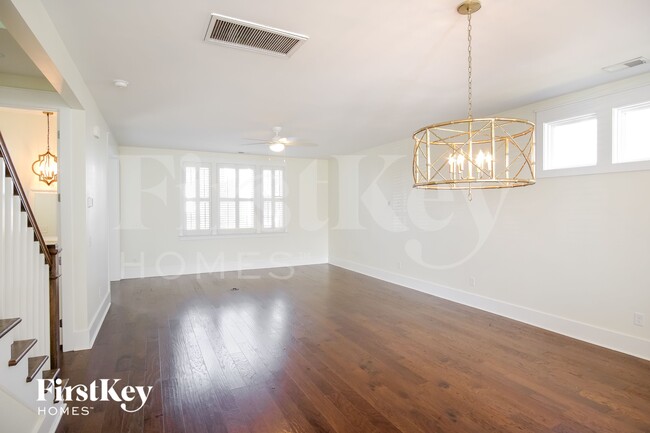 Photo - 106 Starling St