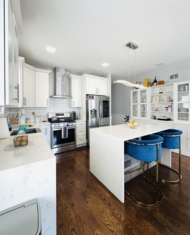 Photo - 114 Bleecker St Unit 1