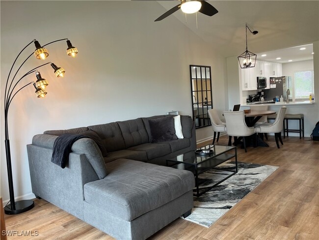 Photo - 740 Augusta Blvd Unidad E203