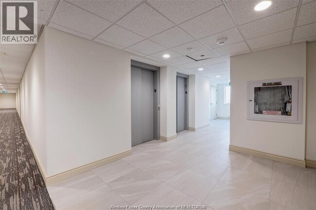 Photo - 1675 Banwell Rd Unité 706