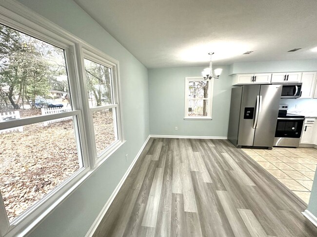 Photo - 4220 Mica Ave