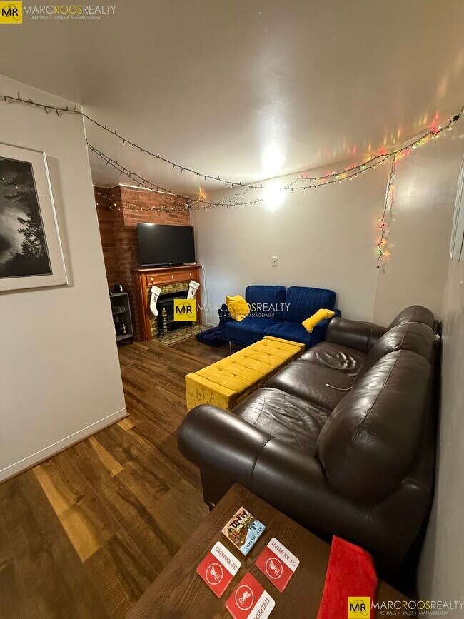 Photo - 111 Gainsborough St Unit 207