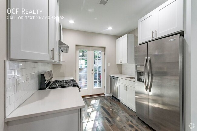 Building Photo - 1447 S Taylor St Rental