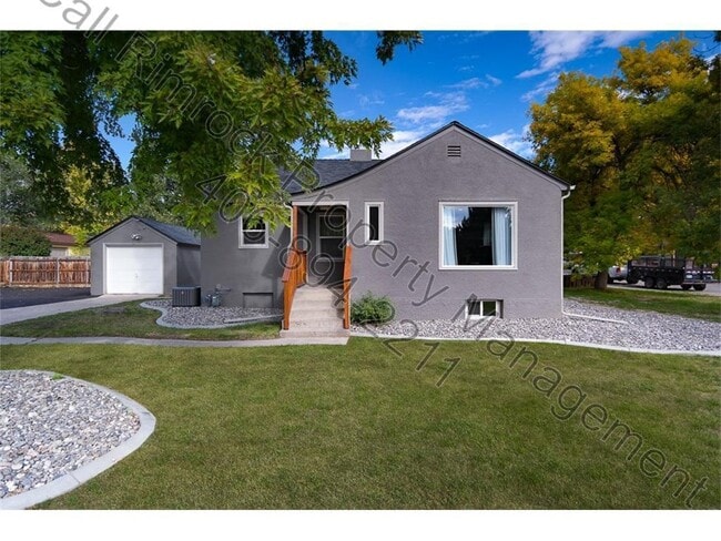 Building Photo - 3329 Poly Dr Unit 3329 1/2 Poly Dr