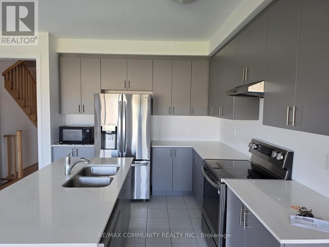 Photo - 751 Carpenter Trl