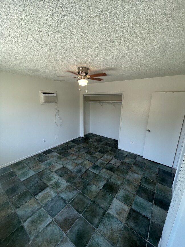 13243 Davenport St Unit 4