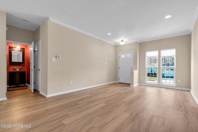 Photo - 12 Coral Place