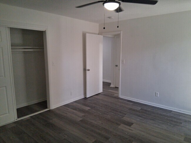 Photo - 4111 SW 24th Ct