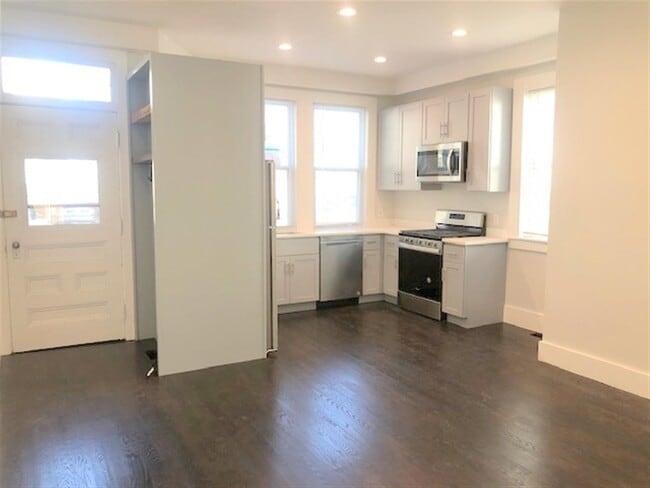 Photo - 75 Kinnaird St Unidad 1