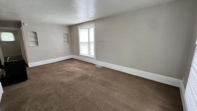 Photo - 306 Hollister Ave SE Unit Apt 2